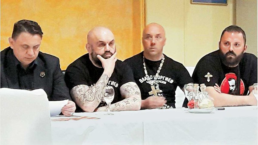 Περισσότερες από 20 ακροδεξιές οργανώσεις των Σκοπίων συγκεντρώθηκαν στις αρχές Απριλίου στην πόλη Βελεσά υπογράφοντας κοινή διακήρυξη συνεργασίας.  