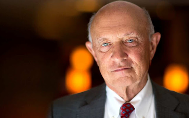 cia_director_1280x800_james-woolsey1