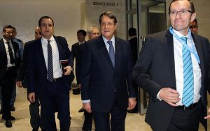 kypriako-se-kinoumeni-ammo