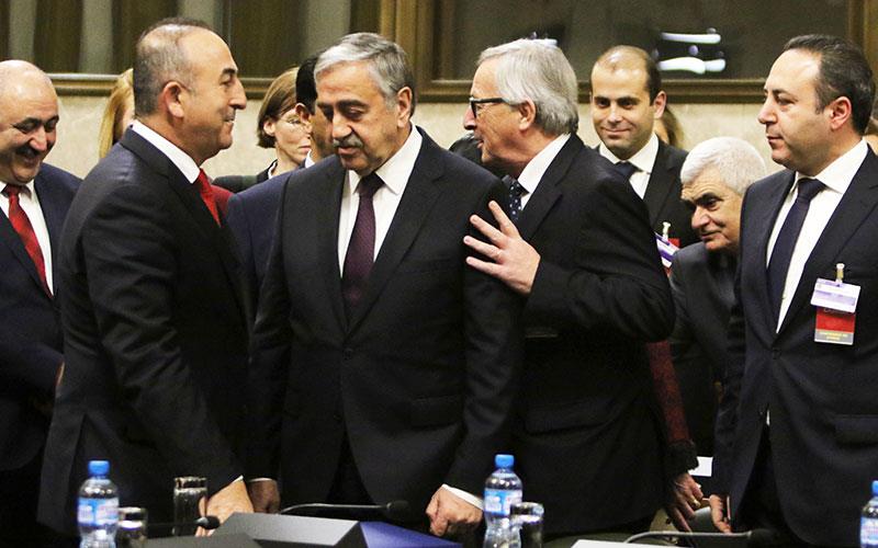 Ο Τούρκος ΥΠΕΞ, το ISIS και η απάντηση του Προέδρου της Δημοκρατίας