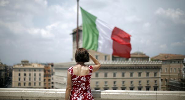 Spiegel: Μεγαλύτερη ανησυχία δεν εμπνέει πλέον η Ελλάδα, αλλά η Ιταλία