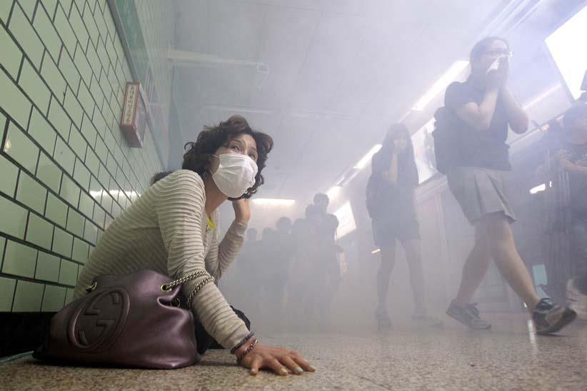 South Koreans participate in an disaster exercise held by South Korean Metropolitan Government on May 16, 2016 in Seoul, South Korea. Chung Sung-Jun/Getty Images)