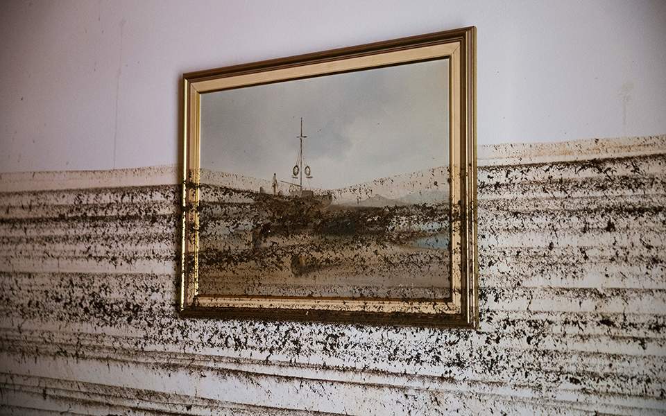 25418greece_sto11-15-17