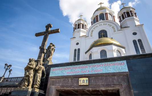 La cathédrale d’Ekaterinbourg, en Russie, construite à l’endroit exact où la famille Romanov a été exécutée en 1918.