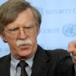 Τζον Μπόλτον στην «Κ»: Γιατί θαυμάζει τον Ερντογάν ο Τραμπ