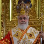 Απίστευτο-επεισόδιο-ανάμεσα-στον-Μητροπολίτη-Κύκκου-Νικηφόρο-και-δημοσιογράφο-Σκασμός-παλιάνθρωπε-είσαι-χυδαίος-Βίντεο