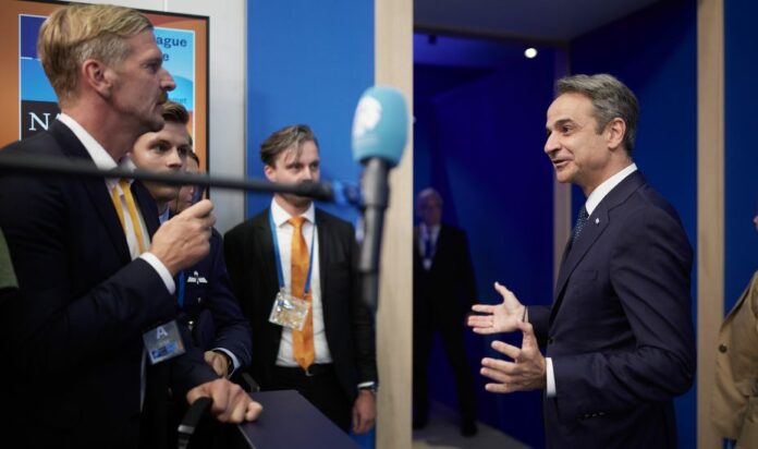 mitsotakis_nato-930x550