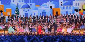 Η ορχήστρα Γιόχαν Στράους ξεσήκωσε το κοινό με τα ελληνικά κάλαντα των Χριστουγέννων