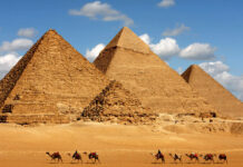 Τα δορυφορικά δεδομένα δείχνουν ένα τεράστιο υπόγειο σύμπλεγμα κάτω από τις Πυραμίδες της Γκίζας