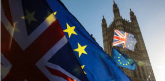 Brexit: Η Βρετανία φλερτάρει ξανά με την ΕΕ — αλλά οι Βρυξέλλες είναι αρκετά απασχολημένες