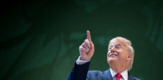 Η ρωσική ρουλέτα που παίζει ο Πρόεδρος Τραμπ, ο ρόλος της Κύπρου, αλλά και της Τουρκίας στην περιοχή: Οι πολιτικές της Ουάσιγκτον επηρεάζουν όλα τα ανοικτά μέτωπα, περιλαμβανομένου και του Κυπριακού