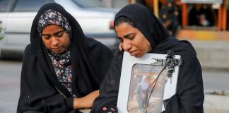 Ο Τραμπ λέει στο Reuters ότι οι ΗΠΑ πρέπει να έχουν ρόλο στην επιλογή του επόμενου ηγέτη του Ιράν