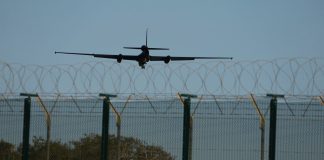 Sun: Υπόστεγο με αμερικανικά κατασκοπευτικά χτύπησε το drone στην Κύπρο – Φωτό ντοκουμέντο