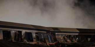 Τρία χρόνια μετά τα Τέμπη: Πάρτι εργολάβων με συμβάσεις 2,2 δισ. ευρώ στον σιδηρόδρομο