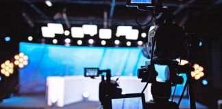 Νέο «δωράκι» 25 εκατ. στους καναλάρχες από την κυβέρνηση