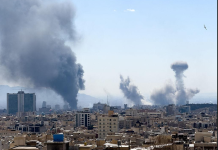 Ο πόλεμος στη Μέση Ανατολή διευρύνεται καθώς ο Τραμπ δηλώνει ότι τα πλήγματα στο Ιράν μπορεί να διαρκέσουν αρκετές εβδομάδες