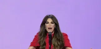 ΜΙΑ ΣΟΒΑΡΗ ΚΑΤΑΓΓΕΛΙΑ ΓΙΑ ΤΗΝ ΠΡΕΣΒΥ ΤΩΝ ΗΠΑ ΠΟΥ ΑΠΑΙΤΕΙ ΑΠΑΝΤΗΣΕΙΣ