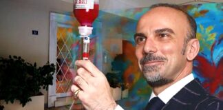 Ιατρείο Κολωνακίου: Διεγέρτες θηλών, ερωτικά βοηθήματα και φωνές πίσω από κλειδωμένες πόρτες