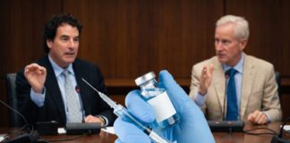 Βαριές καταγγελίες από τον καρδιολόγο P.McCullough: «Η πρωτεΐνη ακίδα σχεδιάστηκε για να σκοτώνει»