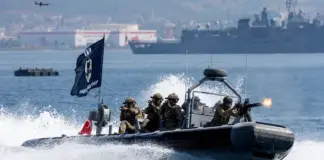 Ανάλυση: Ποια είναι η 51η Ταξιαρχία Καταδρομών της Τουρκίας που μεταφέρεται απέναντι από τη Σάμο – H εμπειρία της στο πεδίο και το πέρασμα του Χουλουσί Ακάρ
