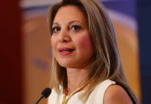 Από την οδύνη στην πολιτική πρόταση: Τα τρία μεγάλα μηνύματα της ομιλίας Καρυστιανού