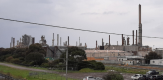 ΦΩΤΙΑ ΣΤΙΣ ΤΙΜΕΣ ΤΩΝ ΚΑΥΣΙΜΩΝ. ΛΑΘΗ ΚΑΙ ΣΤΡΕΒΛΩΣΕΙΣ ΤΗΣ ΕΛΛΗΝΙΚΗΣ ΑΓΟΡΑΣ