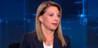 Καρυστιανού: «Υπάρχει κβαντική ιατρική, δεν υπάρχει εξειδίκευση» – «Νόμιμο το μηχάνημα βιοανάδρασης, με έλεγξαν χθες»