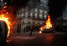 Γαλλία: Οι μαθητές καίνε ζωντανούς τους καθηγητές