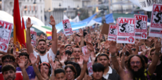Οι διαδηλώσεις στην Ισπανία οδηγούν σε πρόωρες εκλογές